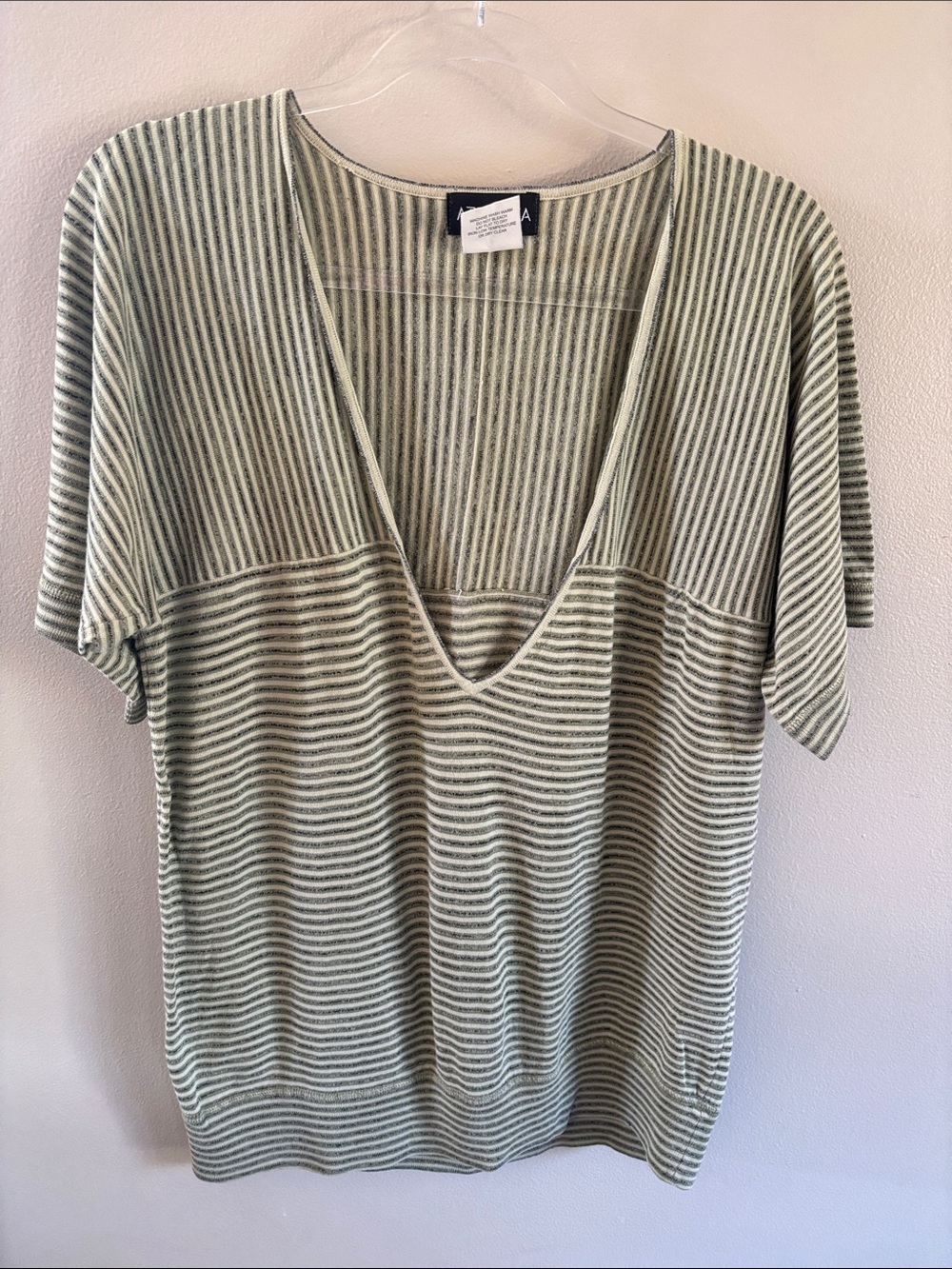 L Athleta organic cotton tencel blend v neck tunic top